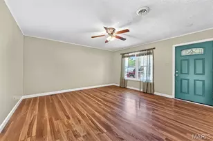 9818 Tanbark Ln, Saint Louis, MO 63134 - Photo 11