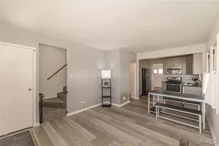 6962 Sutherland Ave, Saint Louis, MO 63109 - Photo 3
