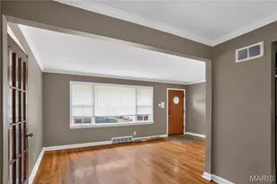 9625 Colony Dr, Saint Louis, MO 63137 - Photo 5