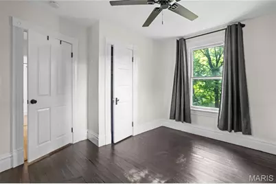 419 S Van Buren Avenue, Kirkwood, MO 63122 - Photo 13