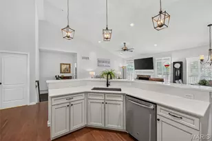 519 Triton Wy Dr, Ballwin, MO 63011 - Photo 9