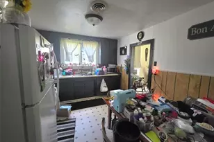 708 Cherry St, Montgomery City, MO 63361 - Photo 9