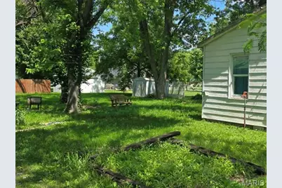 708 Cherry Street, Montgomery City, MO 63361 - Photo 3
