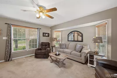 539 Donna Marie Drive, Wentzville, MO 63385 - Photo 5