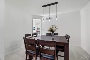 2088 Maryland Oaks Cir, Maryland Heights, MO 63146 - Photo 23