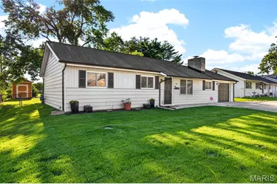 105 Saint Margaret Lane, O'Fallon, MO 63366 - Photo 1