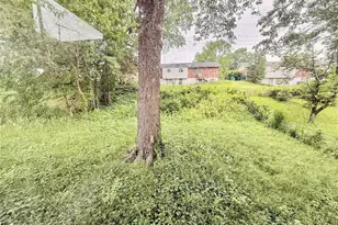 9845 Delhi Dr, Bellefontaine Neighbors, MO 63137 - Photo 17