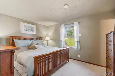1143 Fernview Drive, Creve Coeur, MO 63141 - Photo 17