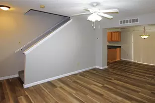 307 Columbia Dr, Wentzville, MO 63385 - Photo 3