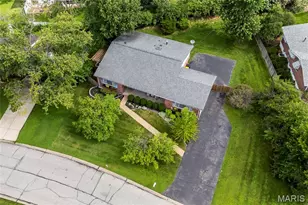 11201 Trieste Dr, Saint Louis, MO 63146 - Photo 23