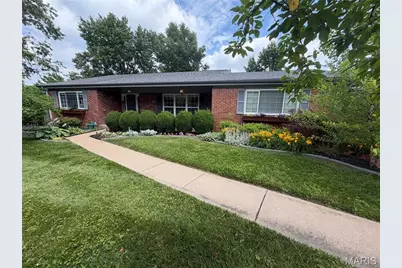 11201 Trieste Drive, Saint Louis, MO 63146 - Photo 1