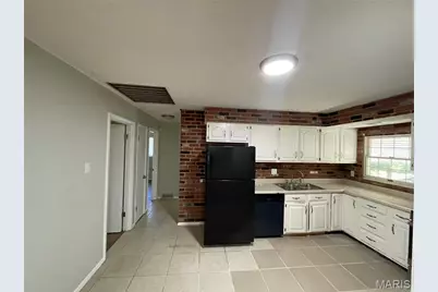 518 Banavie Drive, Unincorporated, MO 63137 - Photo 7