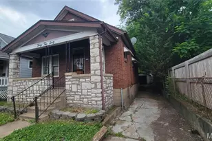 4260 Bates St, Saint Louis, MO 63116 - Photo 3