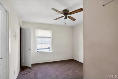 109 Chambers Road, Saint Louis, MO 63137 - Photo 13