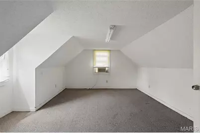 109 Chambers Road, Saint Louis, MO 63137 - Photo 15