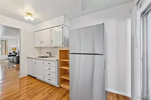 7921 Royal Arms Ct, Crestwood, MO 63123 - Photo 9