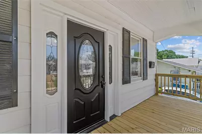 136 W Arlee Avenue, Saint Louis, MO 63125 - Photo 3