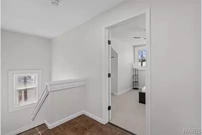 136 W Arlee Avenue, Saint Louis, MO 63125 - Photo 35