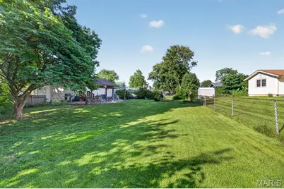 4634 Chippewa Way, Saint Charles, MO 63304 - Photo 17