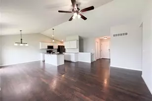 139 Palace Way Dr, Troy, MO 63379 - Photo 3