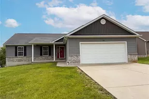 139 Palace Way Dr, Troy, MO 63379 - Photo 1