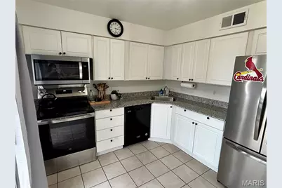 4290 Chateau De Ville Drive #C, Saint Louis, MO 63129 - Photo 7