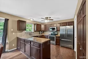 7389 The Cedars Dr, O'Fallon, MO 63368 - Photo 7