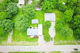9014 Beach Dr, French Village, MO 63036 - Photo 43