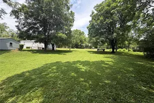 9014 Beach Dr, French Village, MO 63036 - Photo 19