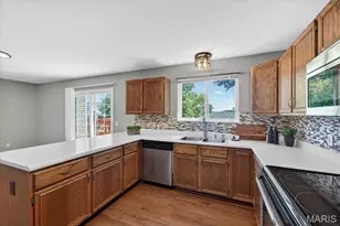 7 Windsor Chair Ct, O'Fallon, MO 63366 - Photo 11