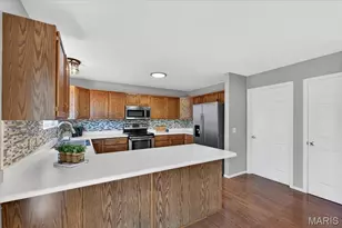 7 Windsor Chair Ct, O'Fallon, MO 63366 - Photo 9