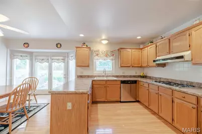 3027 Piney Pointe Drive, Saint Louis, MO 63129 - Photo 7