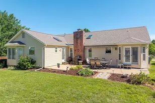 3027 Piney Pointe Dr, Saint Louis, MO 63129 - Photo 13