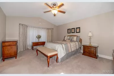 3027 Piney Pointe Drive, Saint Louis, MO 63129 - Photo 33