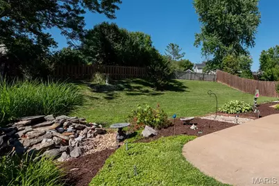 3027 Piney Pointe Drive, Saint Louis, MO 63129 - Photo 15