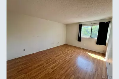 1465 Heritage Landing #29, Apt 305, Saint Charles, MO 63303 - Photo 7