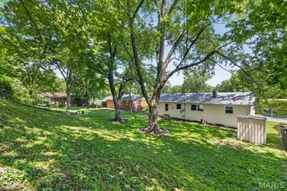 139 Woodlawn Drive, Saint Charles, MO 63301 - Photo 29