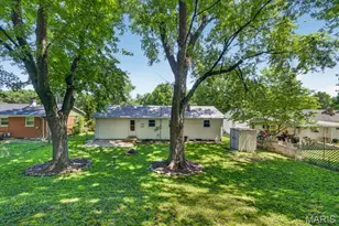 139 Woodlawn Dr, Saint Charles, MO 63301 - Photo 27
