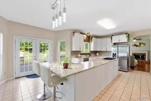 14901 Jockey Club Dr, Chesterfield, MO 63017 - Photo 15