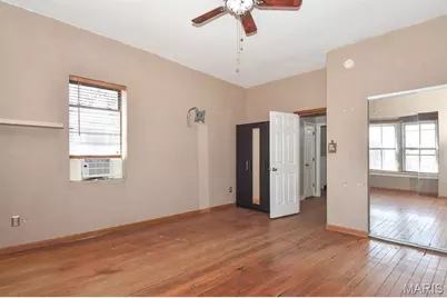 2350 S 10th Street #REAR, Saint Louis, MO 63104 - Photo 17