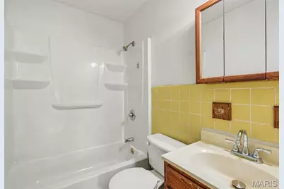 250 Maple Drive, Florissant, MO 63031 - Photo 11