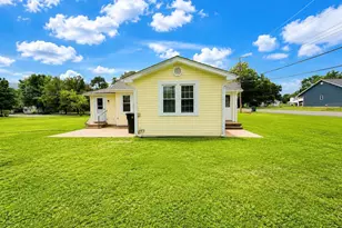 108 W Elm St, Pilot Knob, MO 63663 - Photo 3