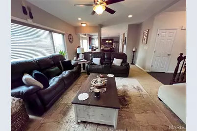 7928 Pinetop Drive, Unincorporated, MO 63129 - Photo 11