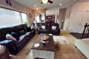 7928 Pinetop Dr, Oakville, MO 63129 - Photo 11