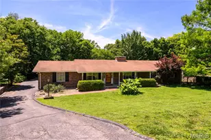 10814 Forest Cir Dr, Sunset Hills, MO 63128 - Photo 1