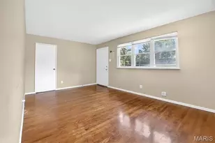 9151 Ramona Ave, Saint John, MO 63121 - Photo 9