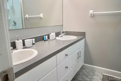 5879 Nina Place #1, Saint Louis, MO 63112 - Photo 17