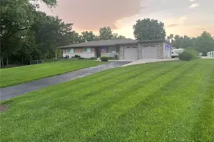 1227 Trampe Ave, Unincorporated, MO 63138 - Photo 5