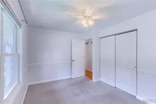 12045 Ameling Rd, Maryland Heights, MO 63043 - Photo 17
