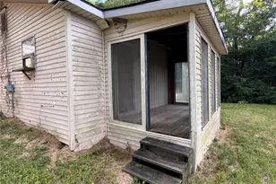 298 Hawkeye Dr, Hawk Point, MO 63349 - Photo 7